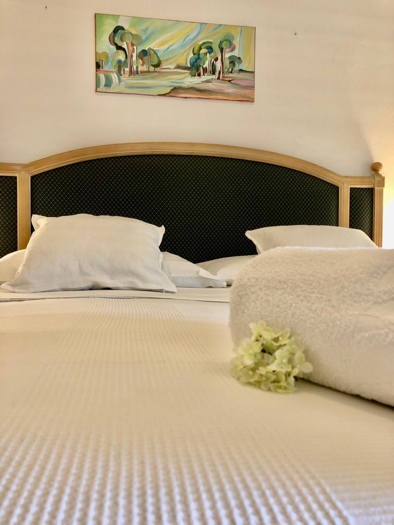Hotel Pinocchio كاتوليكا المظهر الخارجي الصورة