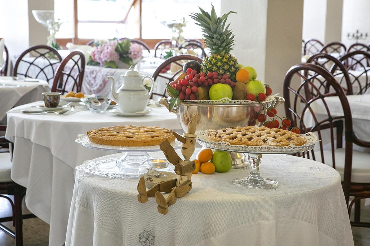 Hotel Pinocchio كاتوليكا المظهر الخارجي الصورة