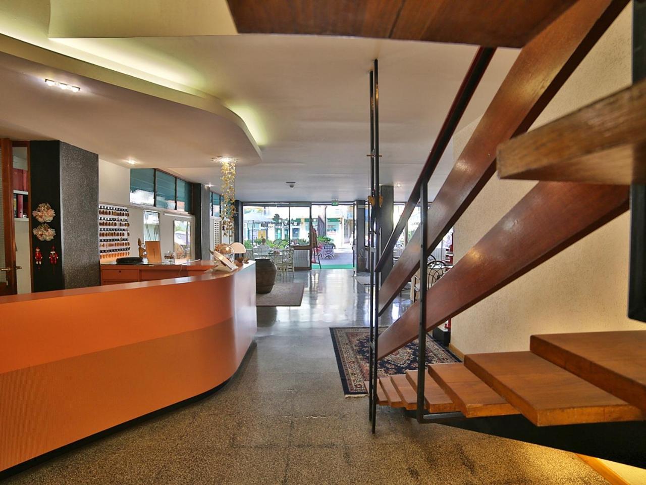 Hotel Pinocchio كاتوليكا المظهر الخارجي الصورة
